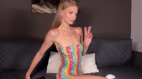 Julie online show from 07/17/26, 12:28