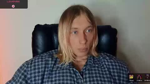 Snapshot of l_adonis_l chatting on 05/02/26, 08:41 Adonis online show from 05/02/26, 08:41