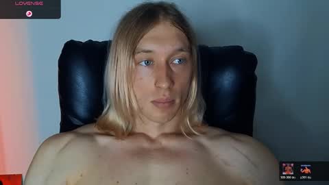 Snapshot of l_adonis_l chatting on 05/22/26, 09:15 Adonis online show from 05/22/26, 09:15