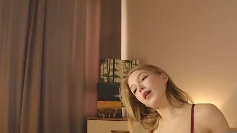 Alice online show from 03/08/26, 03:54