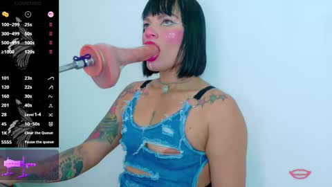 Snapshot of la_mazona chatting on 03/08/25, 10:32 AMAZONA online show from 03/08/25, 10:32