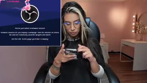 Snapshot of la_monitora chatting on 07/03/26, 11:49 T A T I A N A online show from 07/03/26, 11:49