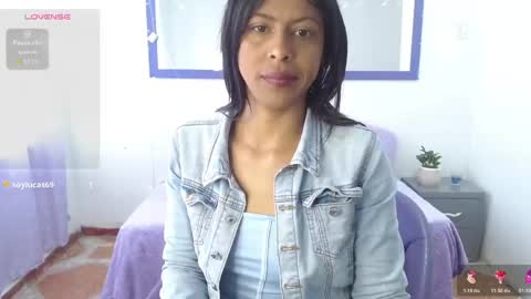 Snapshot of la_negritaa chatting on 05/31/26, 08:32 Sara online show from 05/31/26, 08:32