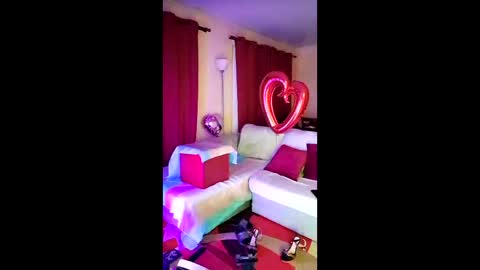 Snapshot of la_pamelita chatting on 06/07/26, 02:05 PAMELITA online show from 06/07/26, 02:05