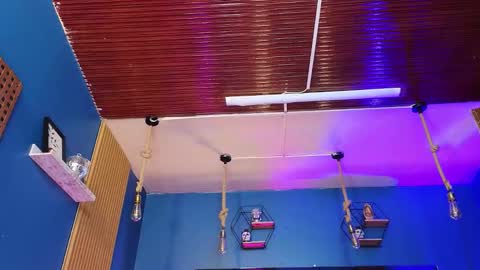 Cris  online show from 09/30/25, 11:59