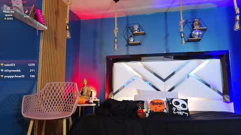 Cris  online show from 10/24/25, 11:06