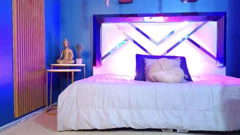 Cris  online show from 12/17/25, 11:49