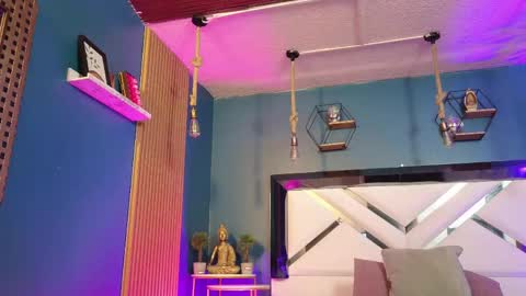 Cris  online show from 04/11/26, 11:25