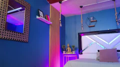 Cris  online show from 04/20/26, 11:35