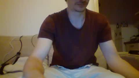 Snapshot of labelette007 chatting on 12/03/24, 10:51 labelette007 online show from 12/03/24, 10:51