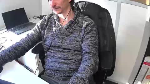 Snapshot of labelette007 chatting on 01/09/25, 09:16 labelette007 online show from 01/09/25, 09:16