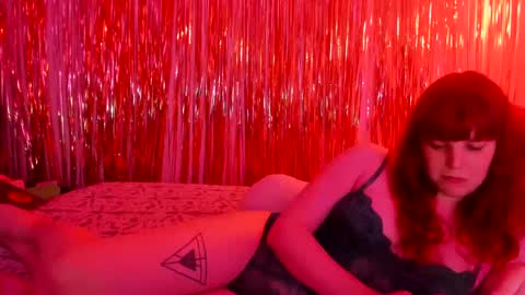 Snapshot of laceylust666 chatting on 09/14/25, 04:11 Chelsea Poe online show from 09/14/25, 04:11