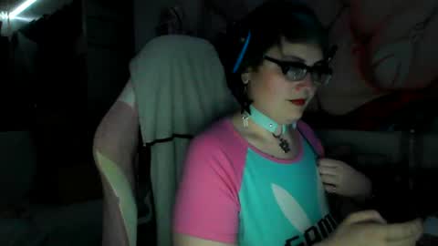 Snapshot of laceysweets27 chatting on 06/30/26, 12:22 laceysweets27 online show from 06/30/26, 12:22