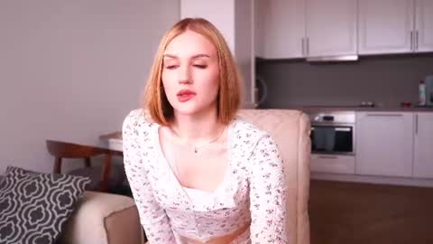Snapshot of lachelleellwanger chatting on 07/07/26, 06:27 Kate online show from 07/07/26, 06:27