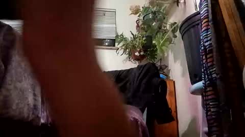 Snapshot of lacybell chatting on 12/23/24, 07:06 lacybell online show from 12/23/24, 07:06