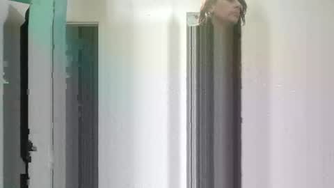 Snapshot of lacybell chatting on 02/17/25, 08:19 lacybell online show from 02/17/25, 08:19