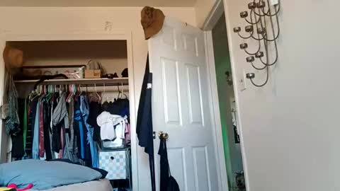 lacybell online show from 12/20/25, 09:44