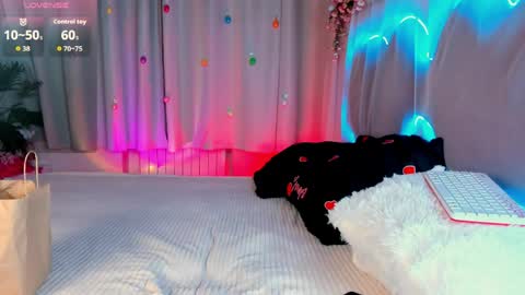 Lada online show from 04/09/26, 05:29