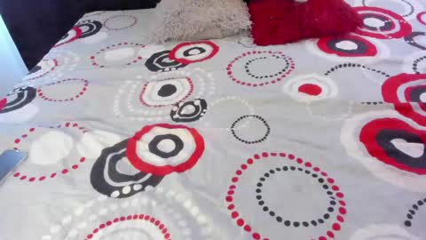 Akyra  online show from 06/05/26, 03:18