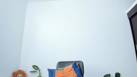 Laden And Juan online show from 02/06/25, 03:31