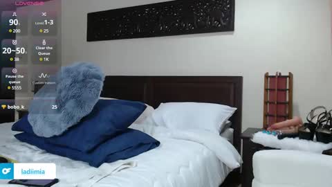 Mia online show from 12/10/24, 06:38