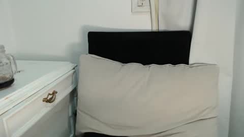 lady____a online show from 12/24/24, 05:49