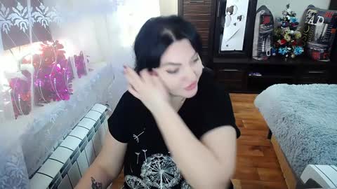 lady_boom_ online show from 01/13/25, 11:08