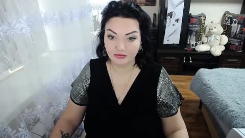 lady_boom_ online show from 02/03/25, 06:45