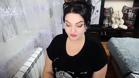 lady_boom_ online show from 02/07/25, 07:49