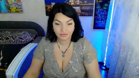 lady_boom_ online show from 09/17/25, 09:44