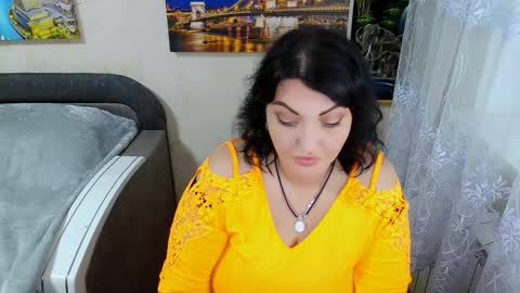 lady_boom_ online show from 10/10/25, 02:49