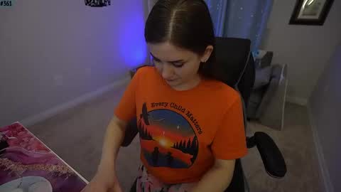 Anna online show from 12/02/25, 11:23