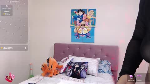 Snapshot of lady_butterfly19 chatting on 12/07/24, 09:00 lady_butterfly19 online show from 12/07/24, 09:00