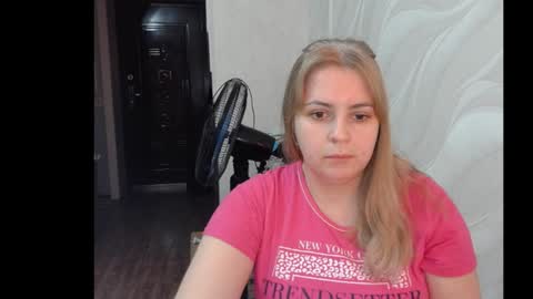 Snapshot of lady_cute_cat chatting on 01/18/25, 10:28 lady cute cat29 online show from 01/18/25, 10:28