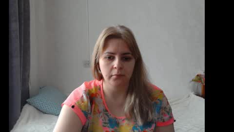 Snapshot of lady_cute_cat chatting on 01/24/25, 04:27 lady cute cat29 online show from 01/24/25, 04:27