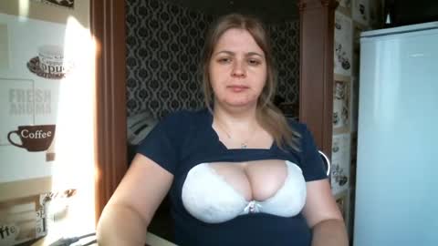Snapshot of lady_cute_cat chatting on 10/15/25, 03:06 lady cute cat29 online show from 10/15/25, 03:06