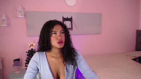 Snapshot of lady_danbury chatting on 01/04/25, 02:35 Karla - Instagram   lady karla1 online show from 01/04/25, 02:35