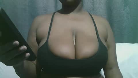 lady_dearra online show from 09/18/25, 01:40