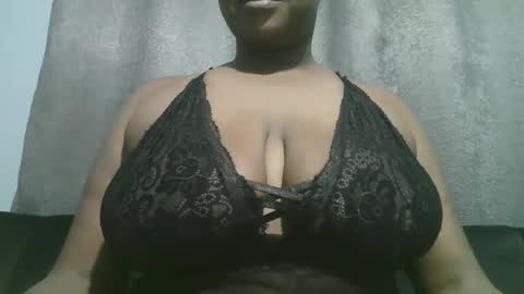 lady_dearra online show from 11/03/25, 03:08