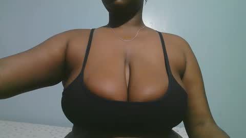 lady_dearra online show from 02/08/26, 03:21