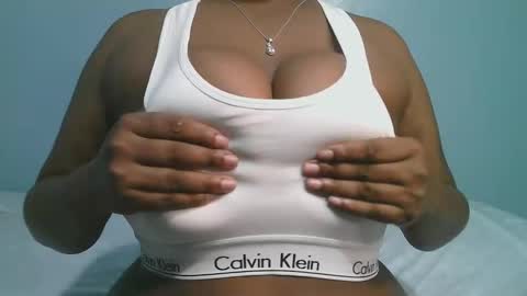 lady_dearra online show from 02/26/26, 03:05