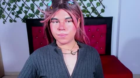 Evelynn online show from 10/04/25, 09:46