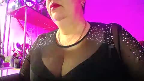 Lady Gloria online show from 02/09/25, 04:57