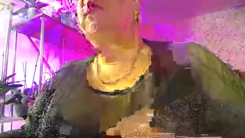 Lady Gloria online show from 10/19/25, 05:41