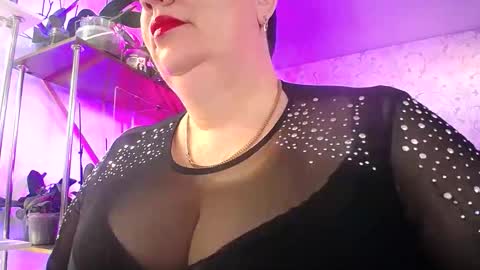 Lady Gloria online show from 01/17/26, 06:40