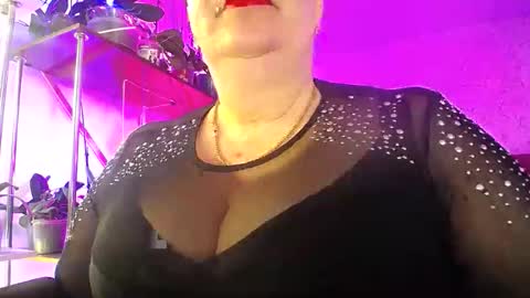 Lady Gloria online show from 02/01/26, 06:23