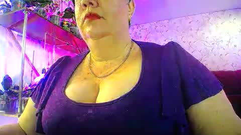 Snapshot of lady_gloria chatting on 05/07/26, 06:08 Lady Gloria online show from 05/07/26, 06:08