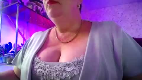 Snapshot of lady_gloria chatting on 08/08/26, 09:11 Lady Gloria online show from 08/08/26, 09:11