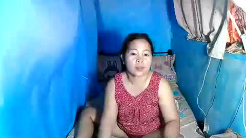 Snapshot of lady_in_bed69 chatting on 06/11/26, 12:32 lady_in_bed69 online show from 06/11/26, 12:32