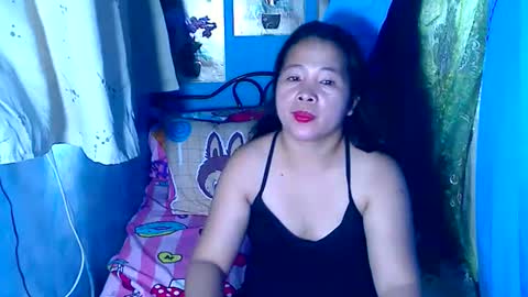 Snapshot of lady_in_bed69 chatting on 07/03/26, 12:39 lady_in_bed69 online show from 07/03/26, 12:39